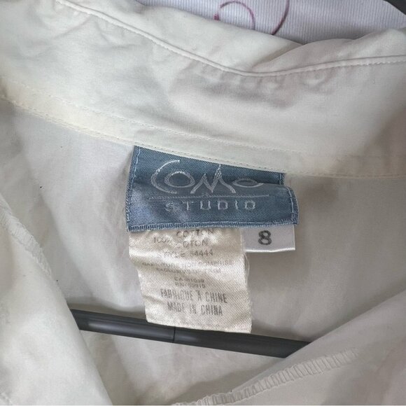 Como studio button up casino π° cards White Shirt with Red and Black Accents - Picture 7 of 8